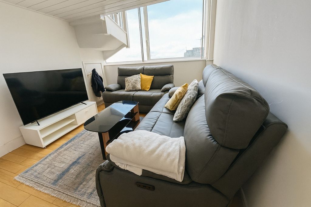 Additional image 3 of 2 bed flat for saleLee Street, Leicester LE1