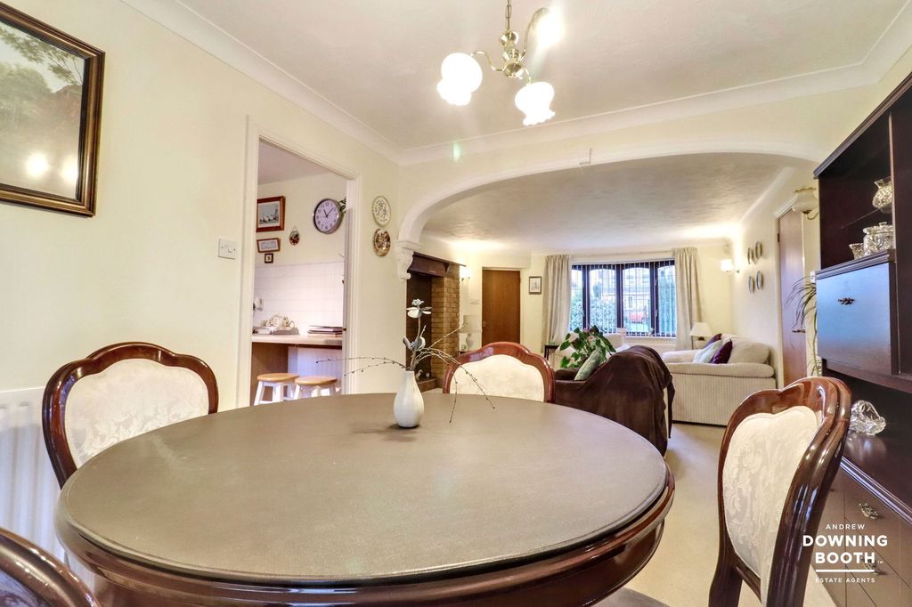 Additional image 3 of 2 bed bungalow for saleFeatherbed Lane, Hixon, Stafford ST18
