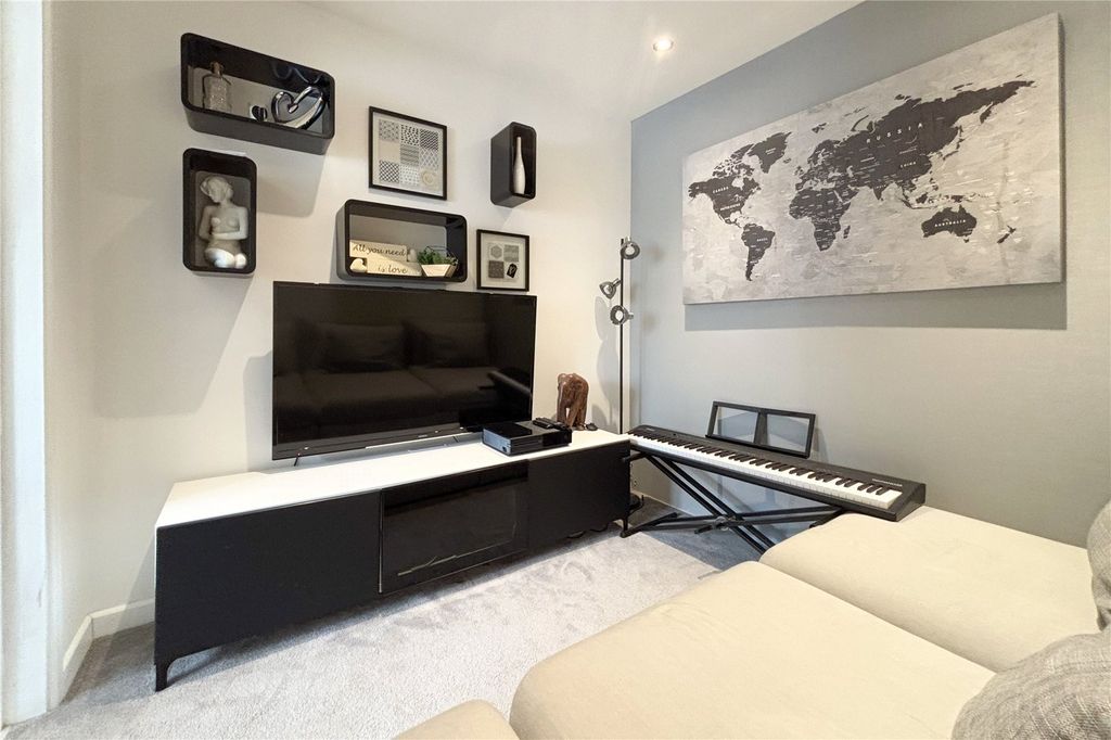 Additional image 12 of 4 bed semi-detached house for saleCroscombe Gardens, Frome BA11