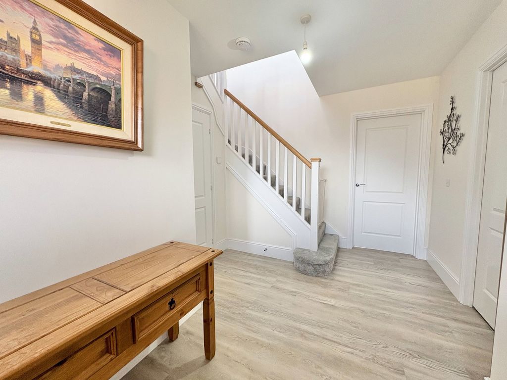 Additional image 14 of 4 bed detached house for saleHopton Close, Amington, Tamworth B77
