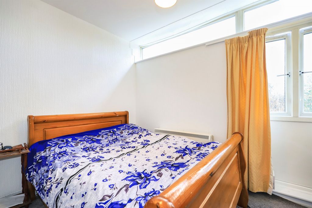 Additional image 9 of 2 bed flat for saleNewbridge Crescent, Wolverhampton WV6