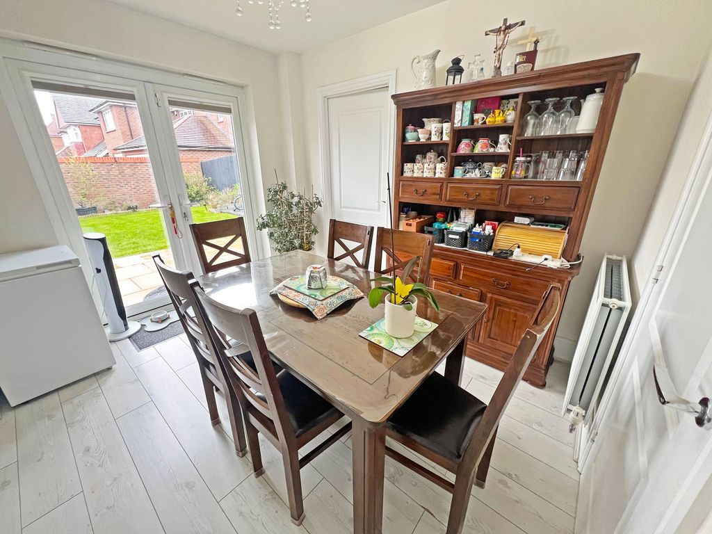 Additional image 5 of 4 bed detached house for saleBorrowby Close, Hamilton, Leicester, Leicestershire LE5