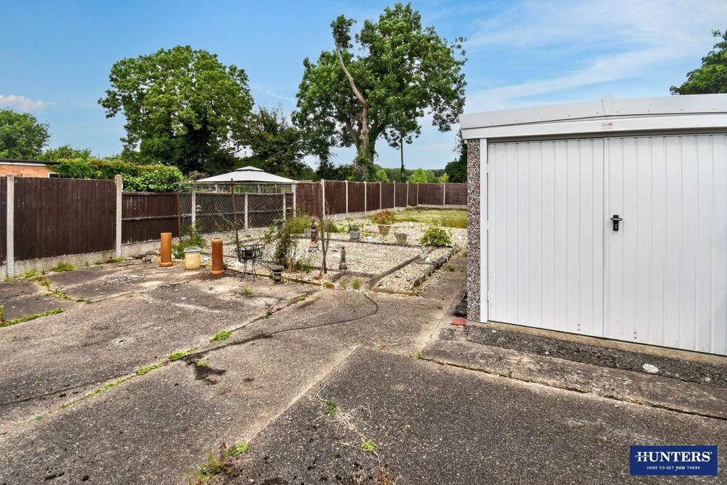 Additional image 6 of 2 bed semi-detached bungalow for saleDorset Avenue, Wigston LE18