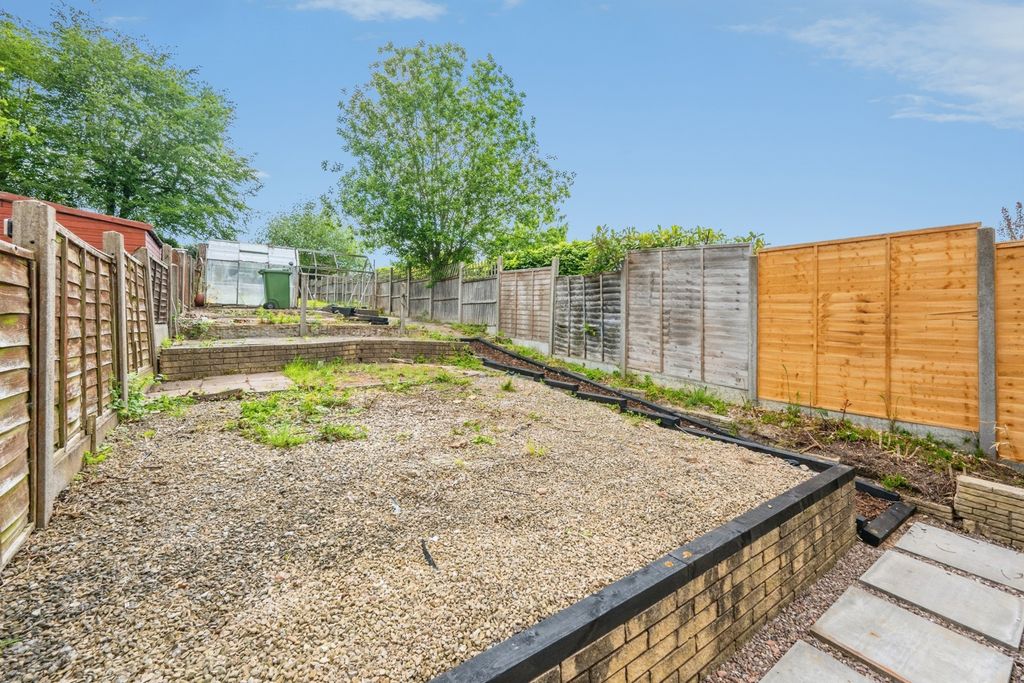 Additional image 18 of 3 bed semi-detached house for saleRidgewood Rise, Tamworth, Staffordshire B77
