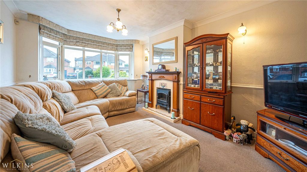 Additional image 8 of 3 bed semi-detached house for saleYenton Close, Tamworth, Staffordshire B78