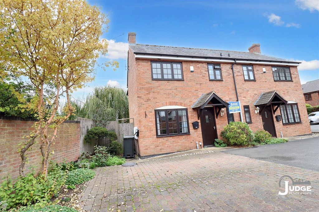 3 bed semi-detached house for saleHome Farm Close, Anstey, Leicester LE7