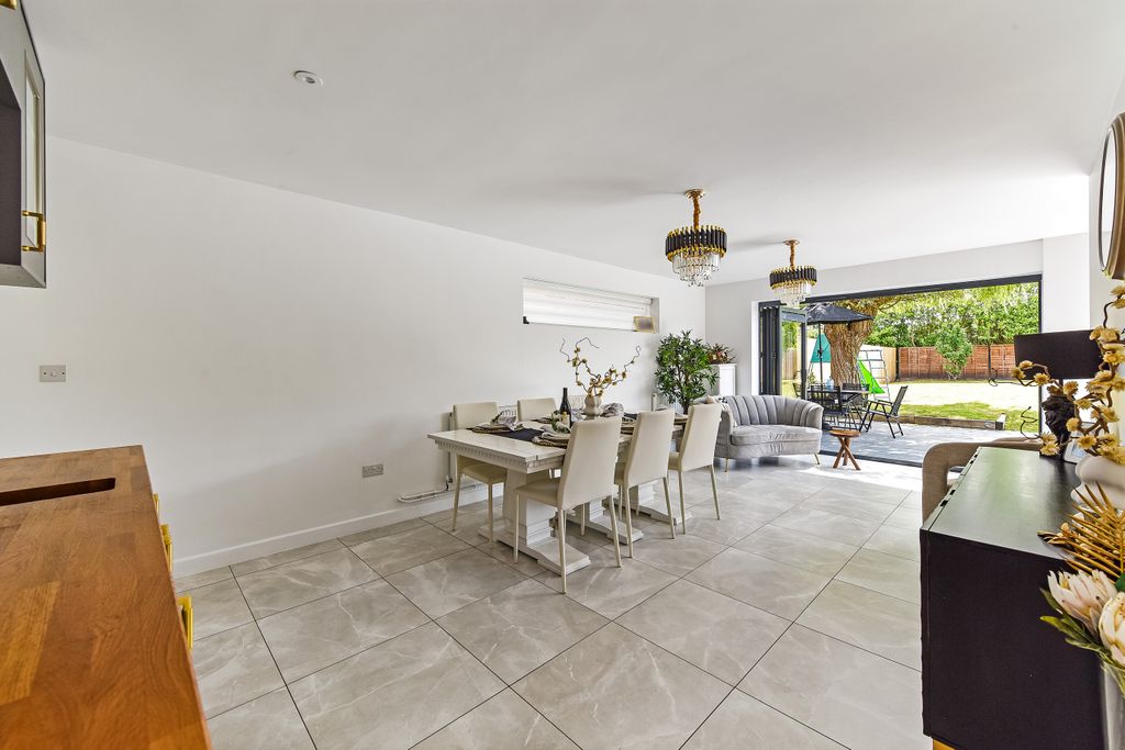 Additional image 6 of 4 bed detached house for saleAlderbury, Salisbury SP5