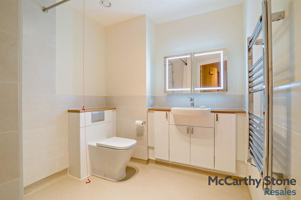 Additional image 9 of 1 bed flat for saleLambrook Court, Gloucester Road, Larkhall, Bath BA1