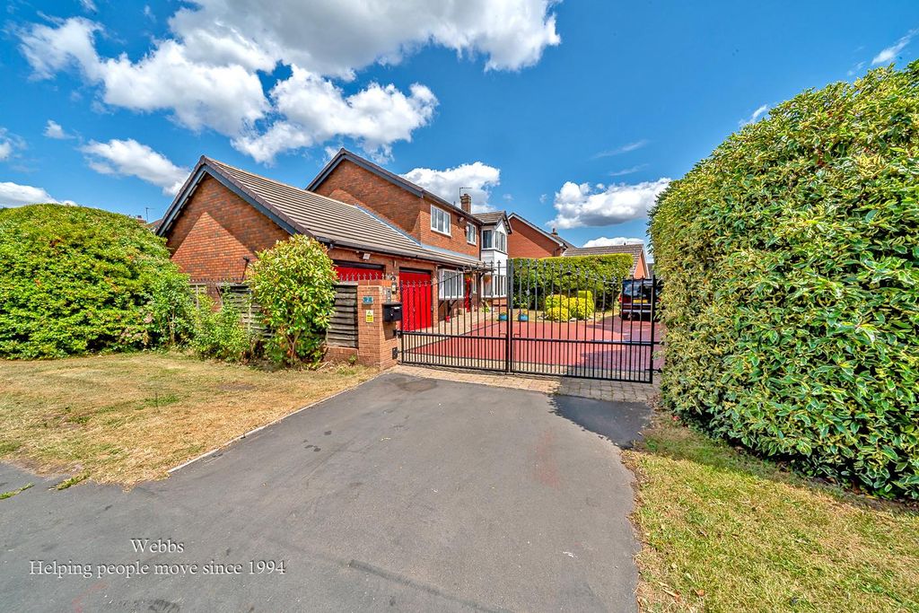 Additional image 34 of 4 bed detached house for salePool Close, Shareshill, Wolverhampton WV10