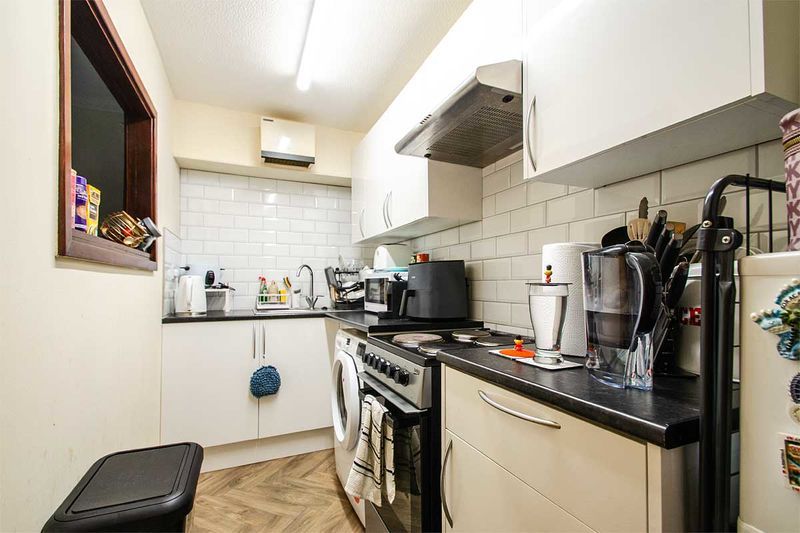 Additional image 3 of 1 bed flat for saleAbbotsford Road, Boley Park, Lichfield WS14