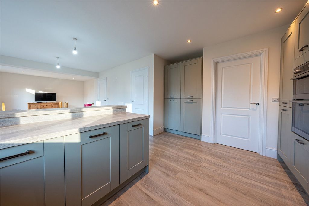 Additional image 4 of 4 bed detached house for saleHopton Close, Amington, Tamworth, Staffordshire B77