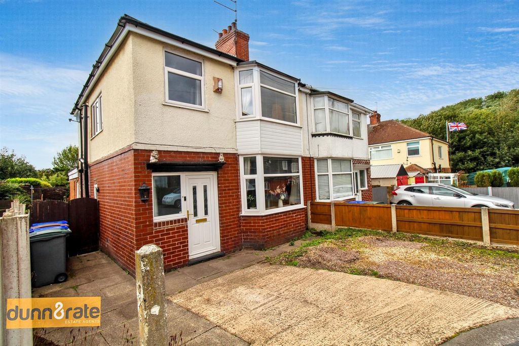 4 bed semi-detached house for saleGordon Avenue, Sneyd Green, Stoke-On-Trent ST6