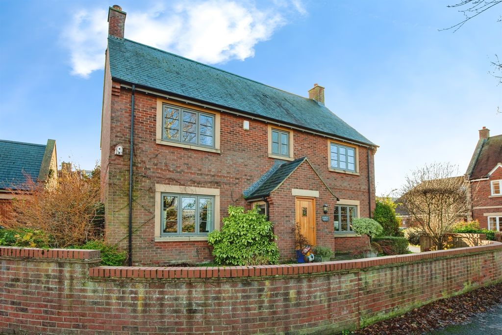 4 bed cottage for saleCassways Orchard, Bratton, Westbury BA13
