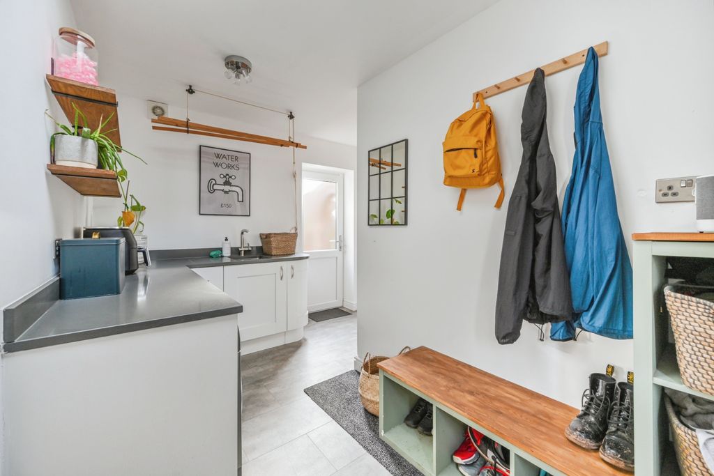 Additional image 8 of 4 bed detached house for saleKenderdine Close, Stafford ST17