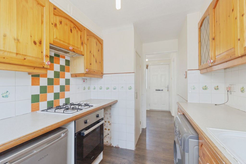Additional image 5 of 2 bed end terrace house for saleFlamborough Road, Leicester LE5