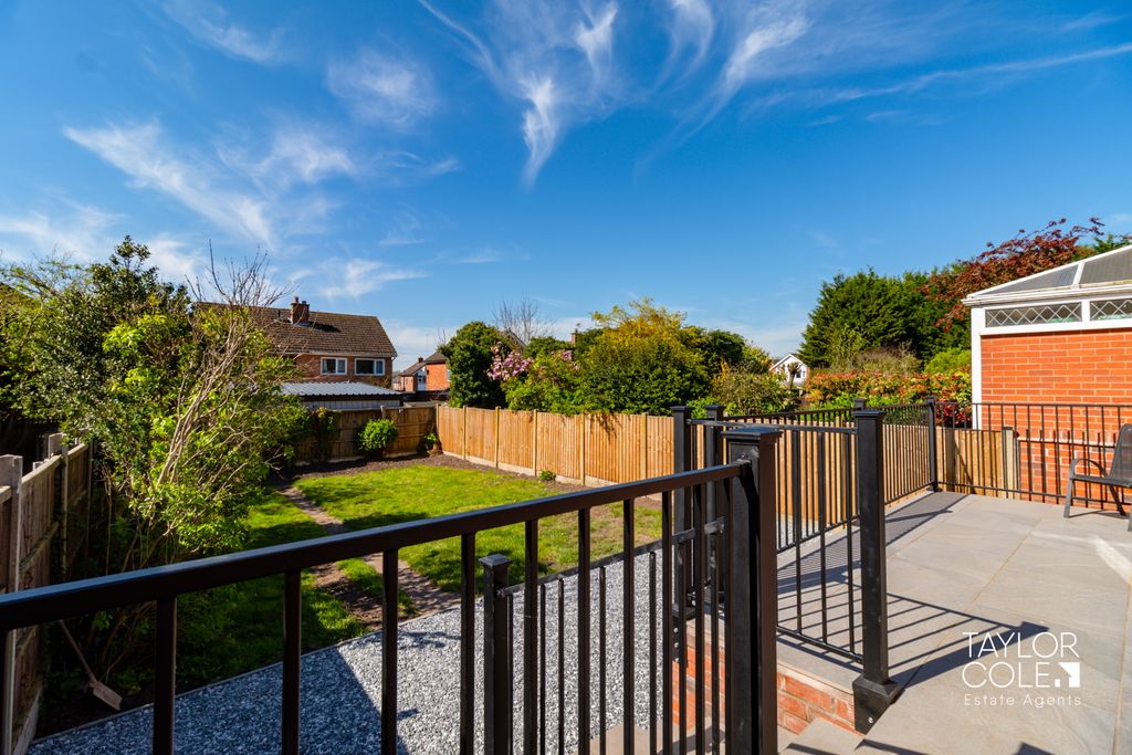 Additional image 25 of 4 bed semi-detached house for saleComberford Road, Tamworth B79