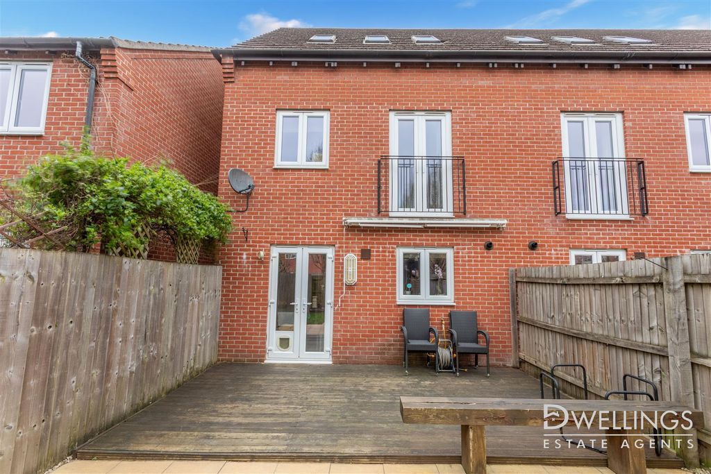 Additional image 22 of 3 bed end terrace house for saleBridgewater Road, Burton-On-Trent DE14