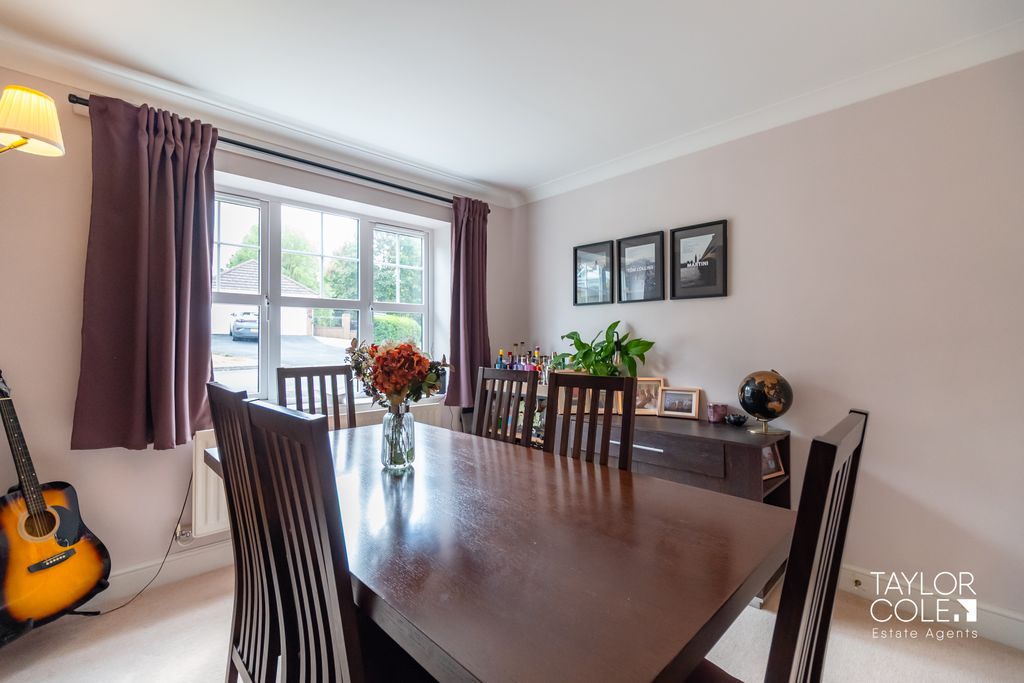 Additional image 4 of 4 bed detached house for saleKensington Drive, Tamworth B79