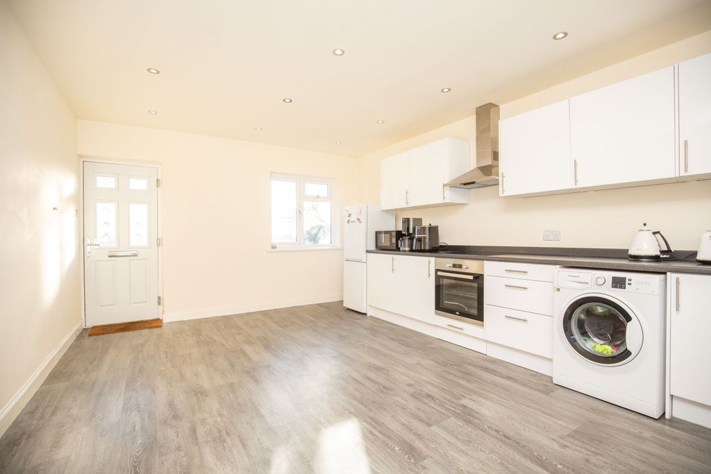 Additional image 4 of 3 bed semi-detached house for saleCrossfell, Wilnecote, Tamworth B77