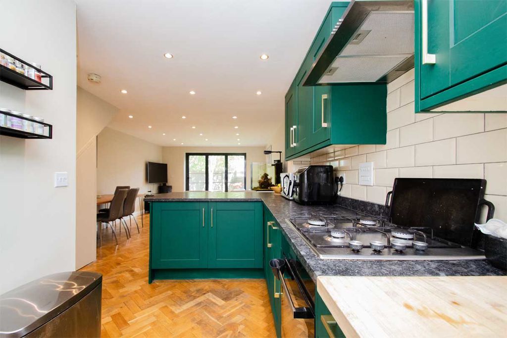 Additional image 8 of 3 bed semi-detached house for saleVictory Close, Lichfield WS14