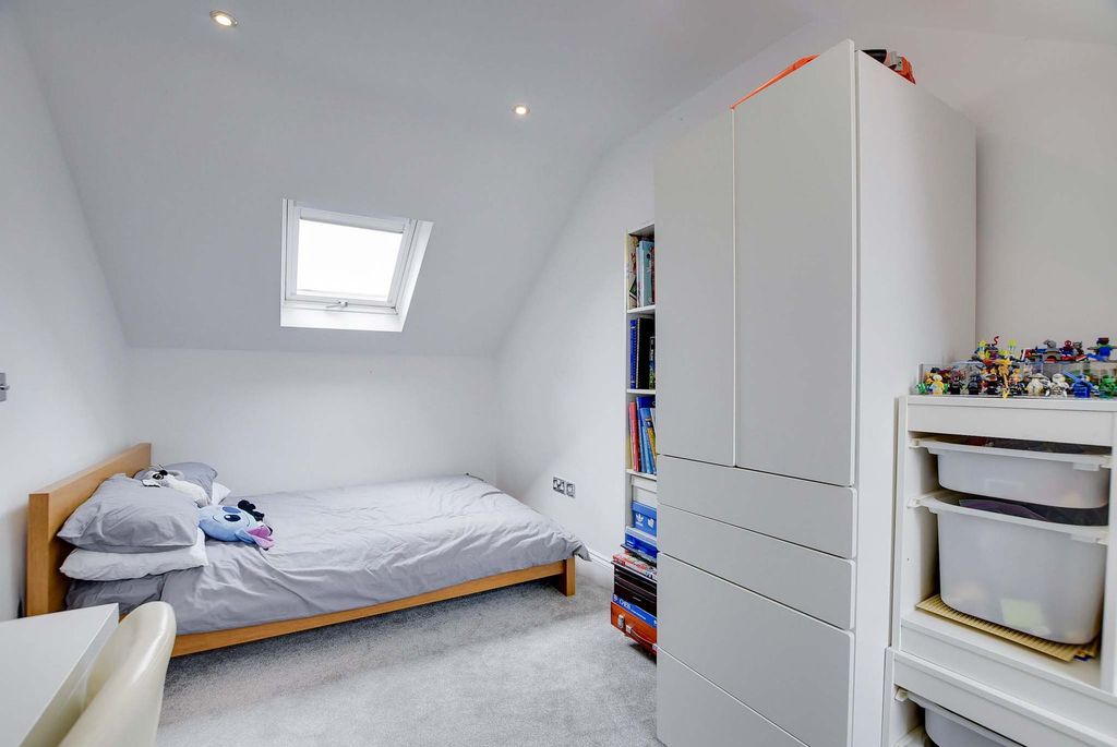 Additional image 16 of 4 bed semi-detached house for saleOrchard Close, Scraptoft, Leicester LE7