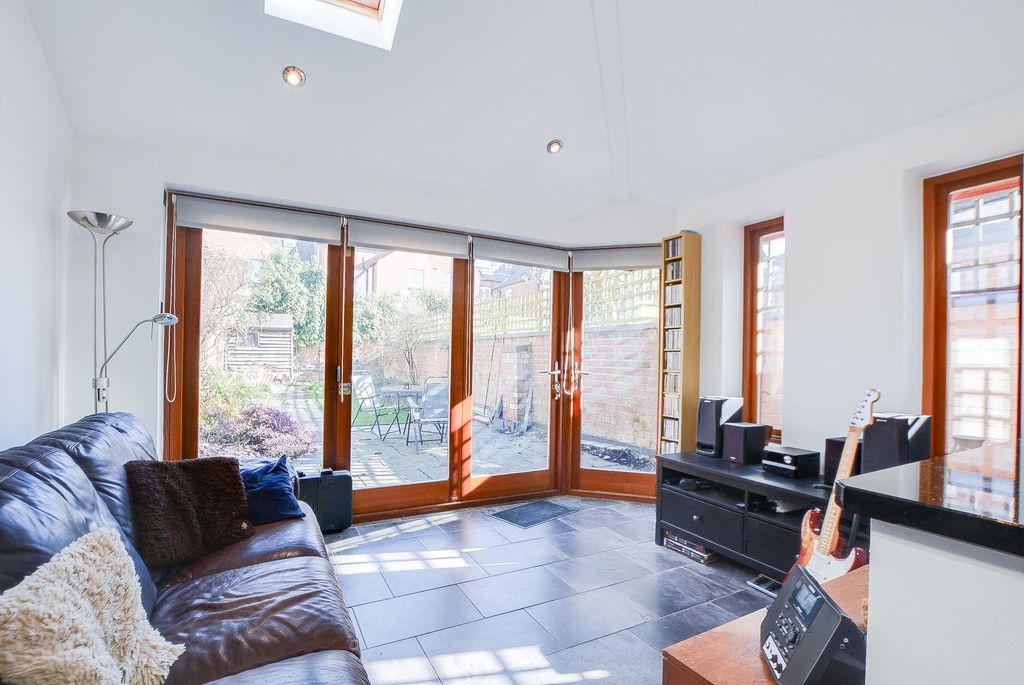 Additional image 13 of 3 bed terraced house for salePortland Road, Clarendon Park, Leicester LE2
