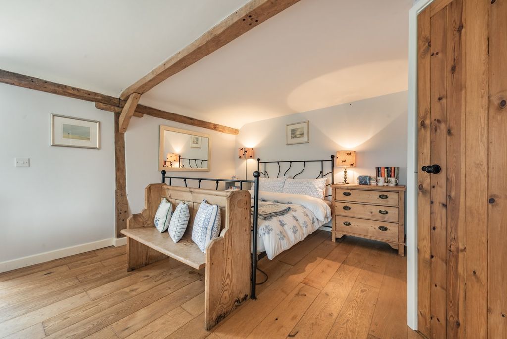Additional image 14 of 6 bed detached house for saleCirencester Road, Ashton Keynes, Wiltshire SN6