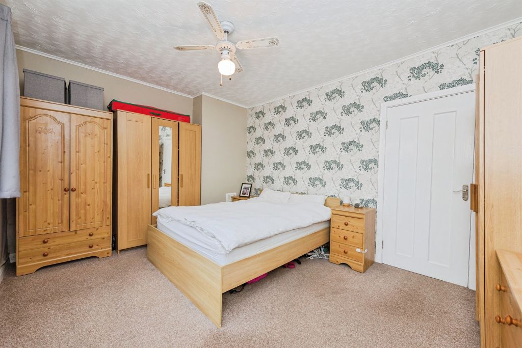 Additional image 13 of 3 bed semi-detached house for saleDormer Avenue, Tamworth B77