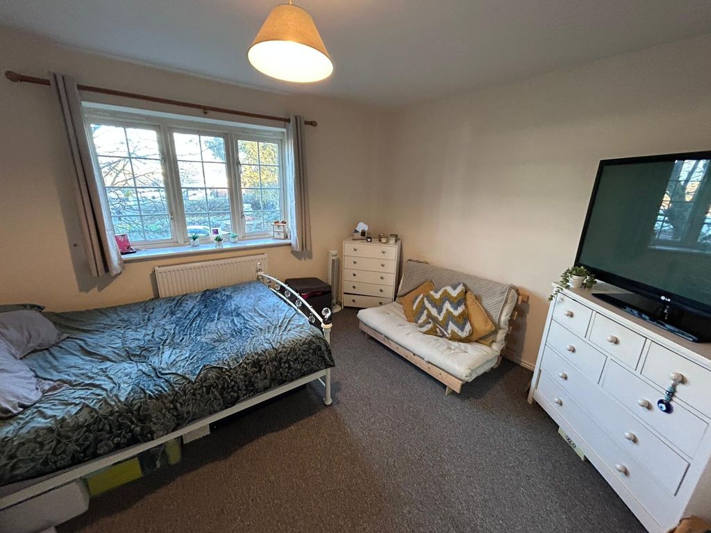 Additional image 6 of 1 bed flat for saleEvershed Way, Burton-On-Trent, Staffordshire DE14