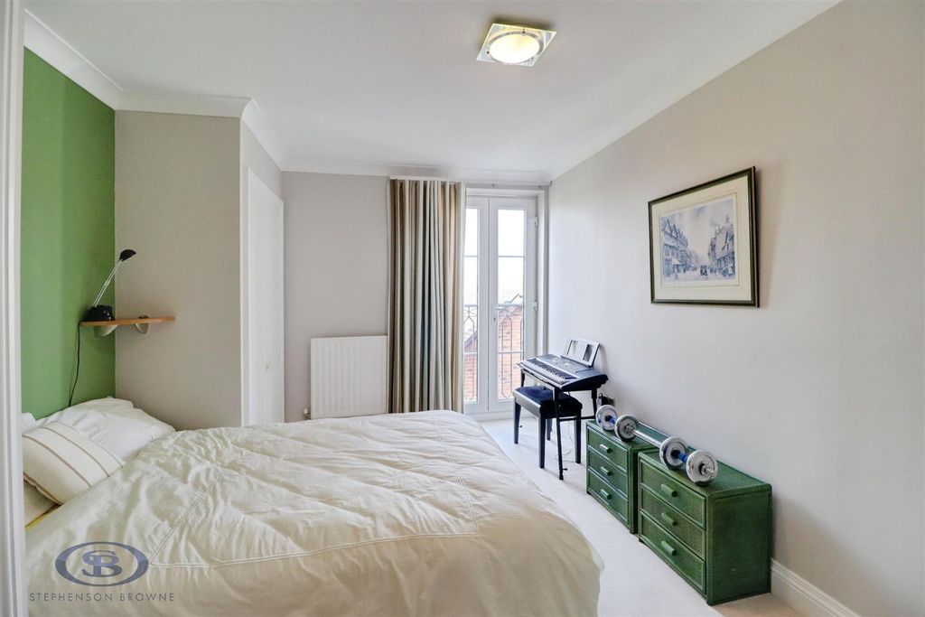 Additional image 18 of 3 bed flat for saleAshbourne Drive, Weston, Crewe CW2