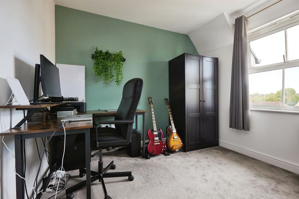 Additional image 9 of 2 bed flat for salePilgrims Way, Laverstock, Salisbury SP1