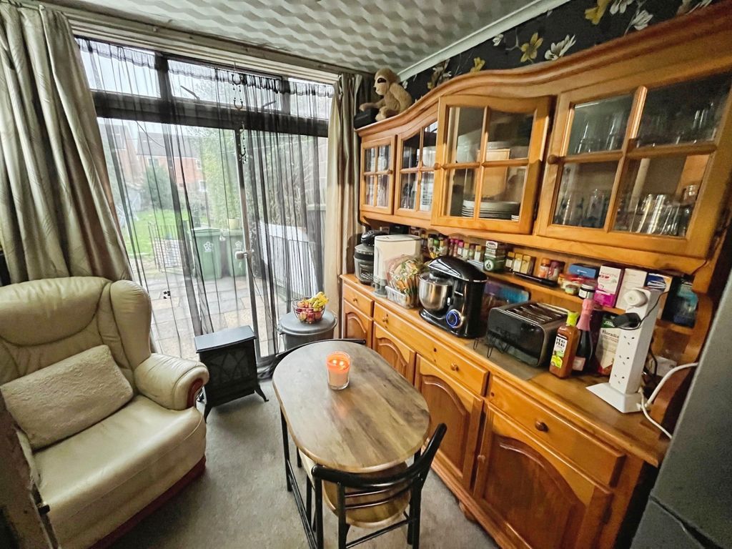 Additional image 3 of 3 bed semi-detached house for saleChestnut Avenue, Leicester, Leicestershire LE5