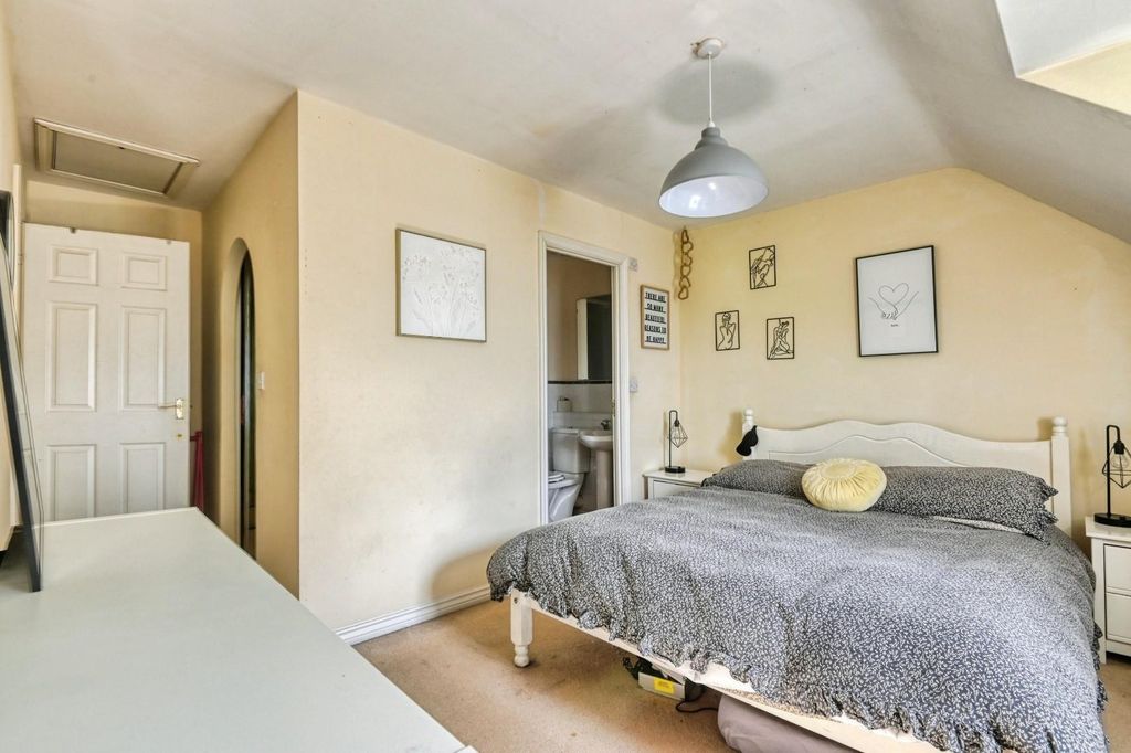 Additional image 9 of 4 bed terraced house for saleTame Close, Wilnecote, Tamworth B77