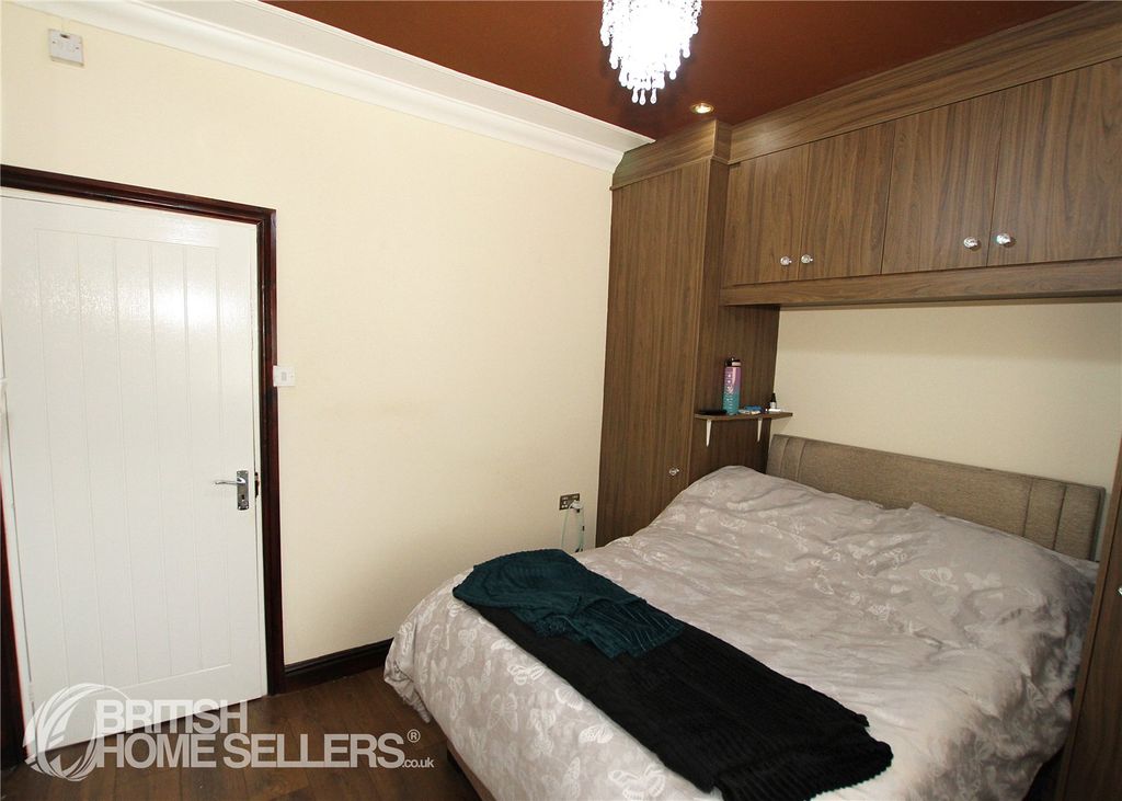 Additional image 7 of 2 bed flat for salePhilip Street, Stoke-On-Trent, Staffordshire ST4