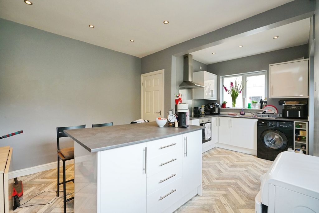Additional image 4 of 3 bed semi-detached house for saleBonchurch Road, Whitwick, Coalville, Leicestershire LE67