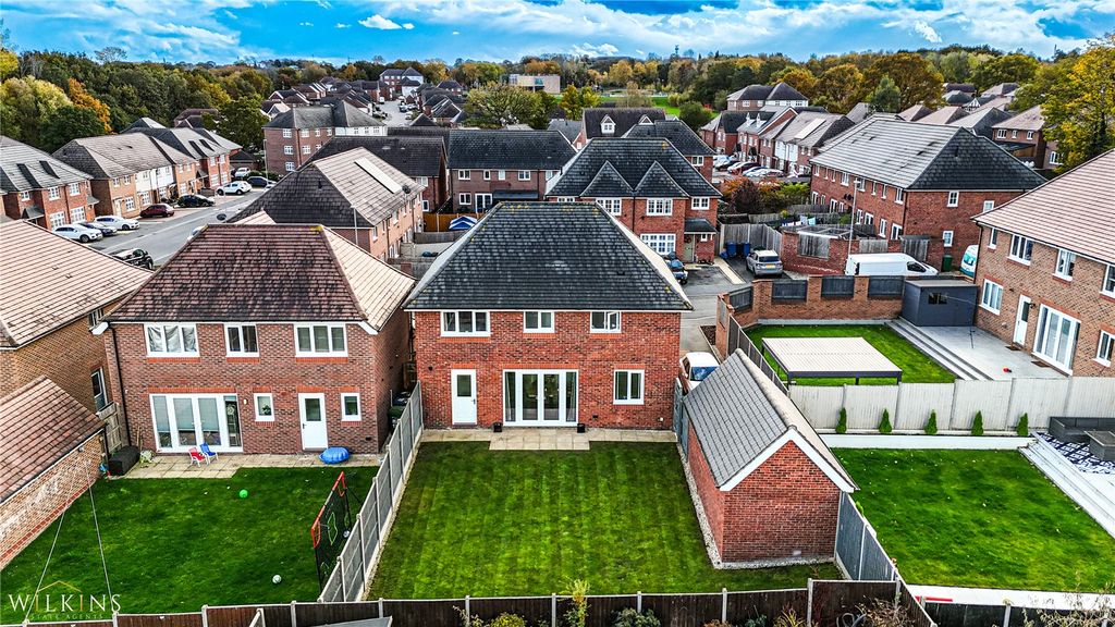 Additional image 31 of 3 bed detached house for saleBroomyshaw Close, Amington, Tamworth, Staffordshire B77