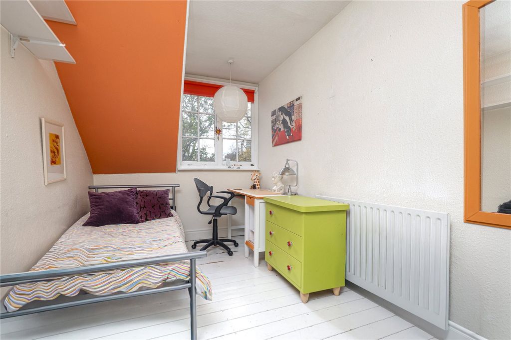 Additional image 12 of 5 bed terraced house for saleVictoria Park Road, Stoneygate, Leicester LE2