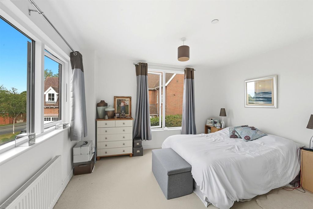 Additional image 21 of 5 bed detached house for saleFreshwater Drive, Weston, Cheshire CW2