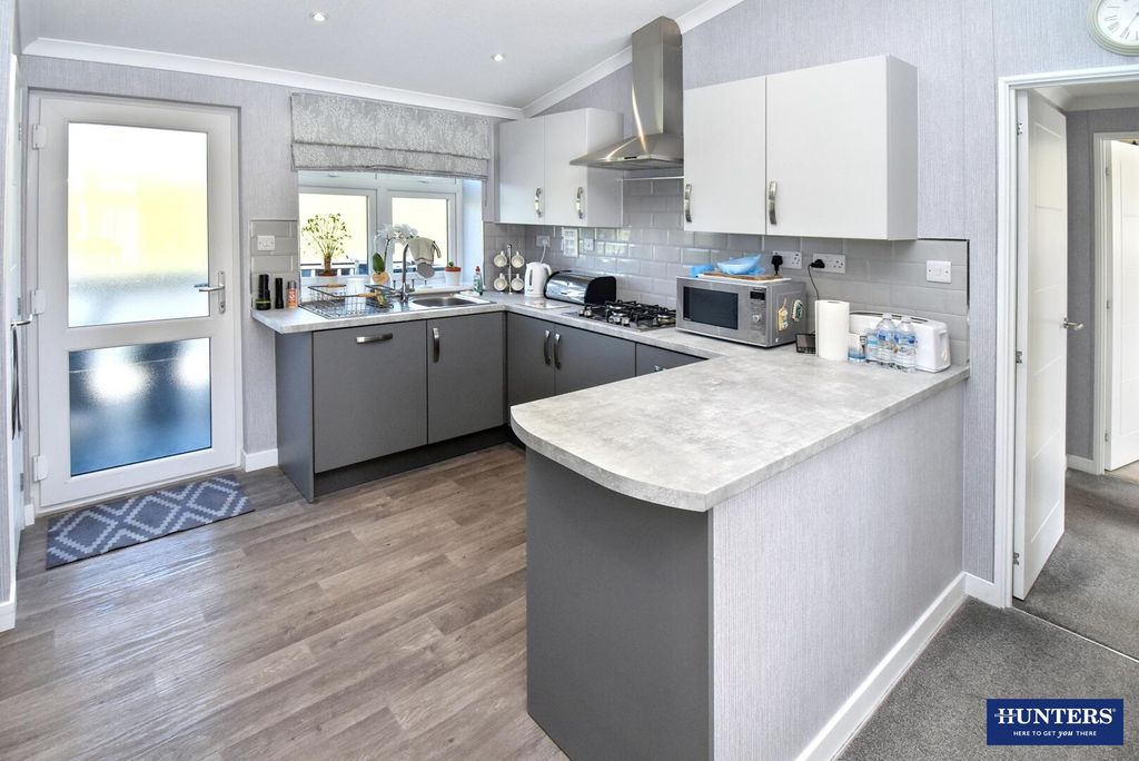 Additional image 3 of 2 bed mobile/park home for saleTheddingworth Road, Lubenham, Market Harborough LE16