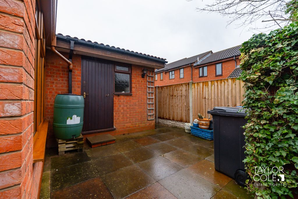 Additional image 21 of 1 bed detached bungalow for saleFurness, Glascote, Tamworth B77