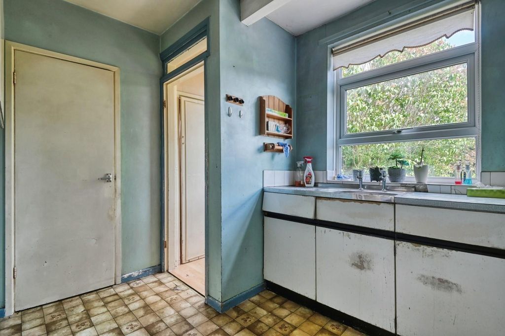 Additional image 6 of 3 bed semi-detached house for saleWigginton Road, Tamworth B79