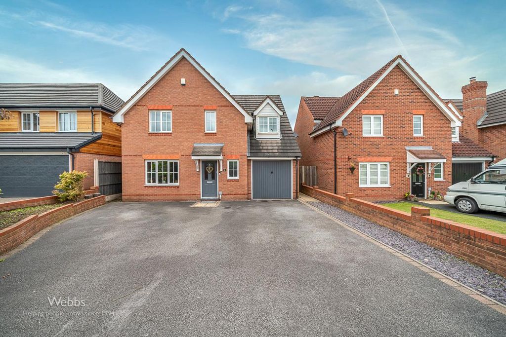 4 bed detached house for saleChenet Way, Cannock WS11