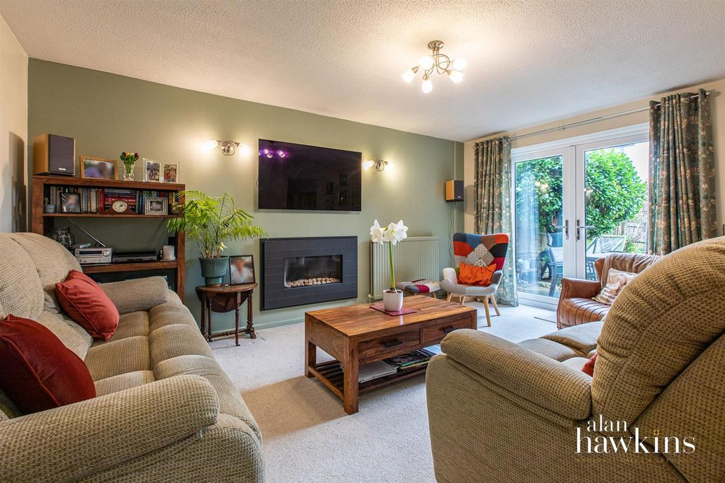 Additional image 6 of 4 bed detached house for saleNew Road, Royal Wootton Bassett SN4