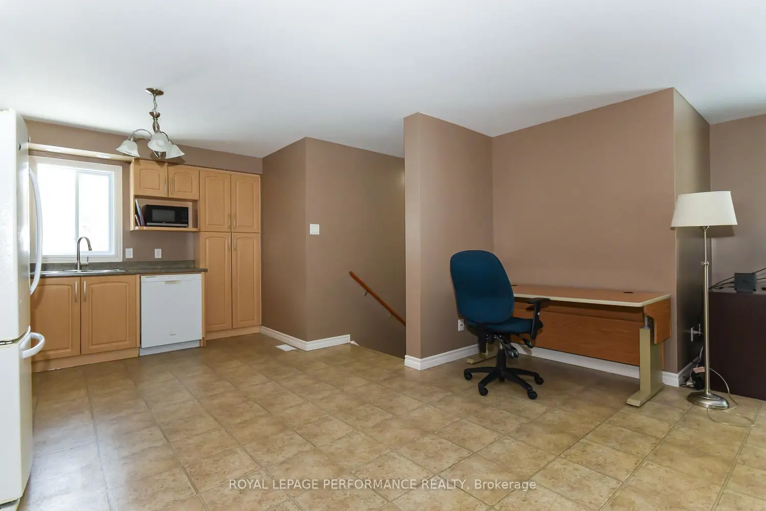 Additional image 5 of 35, 35A And 37 Cloverloft Court