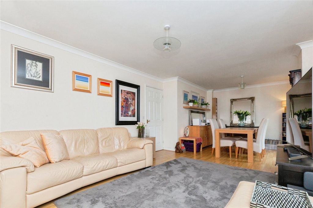 Additional image 4 of 4 bed detached house for saleBridgemere Close, Glen Parva, Leicestershire LE2