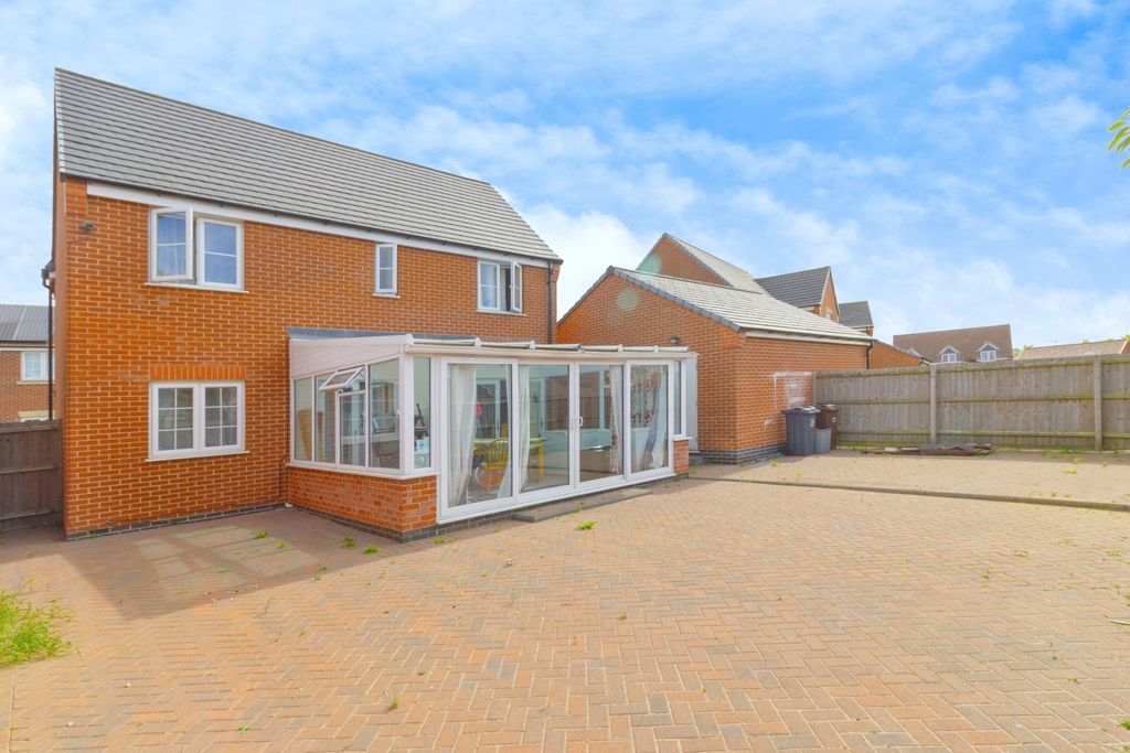 Additional image 13 of 3 bed detached house for saleLapwing Drive, Birstall, Leicester, Leicestershire LE4