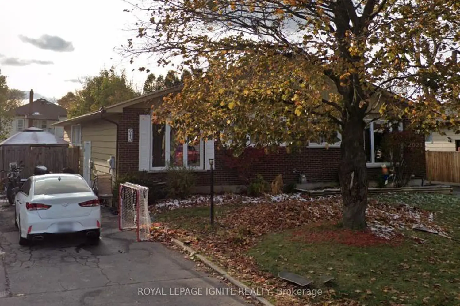645 Champlain Drive