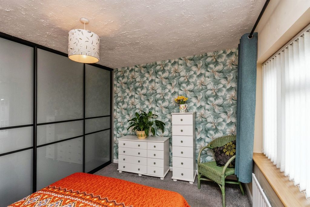 Additional image 12 of 3 bed detached bungalow for saleMount Avenue, Hednesford, Cannock WS12
