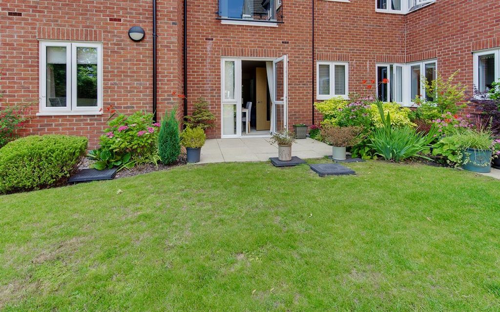 Additional image 12 of 1 bed flat for saleCedar Avenue, Alsager ST7