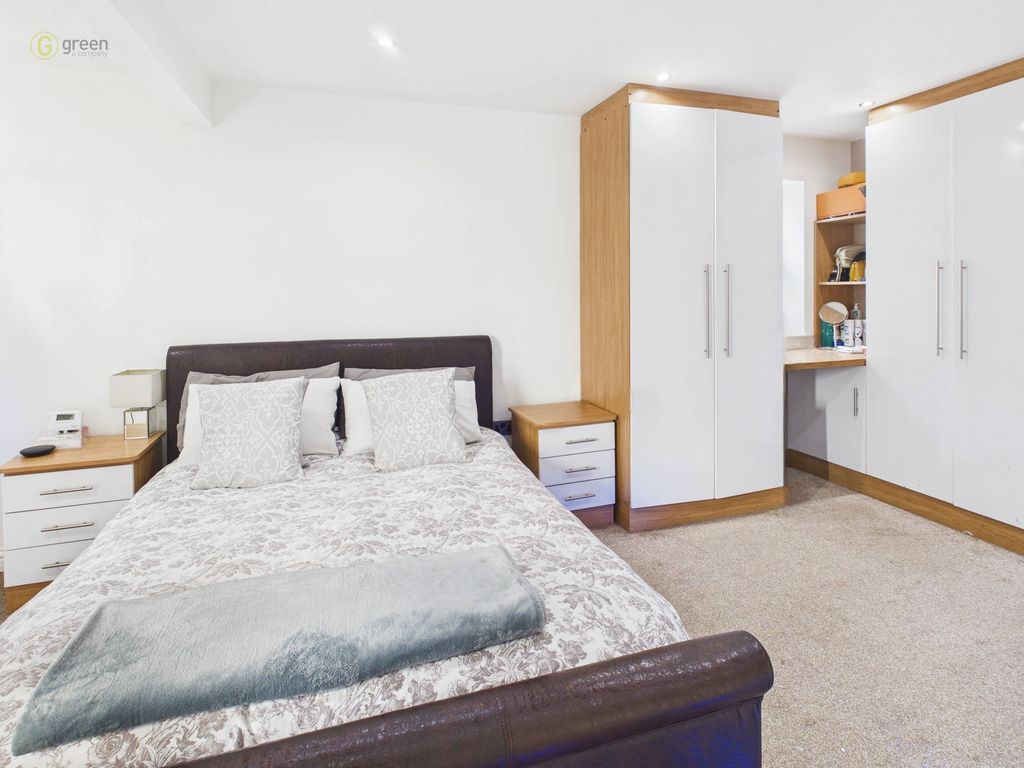 Additional image 17 of 4 bed semi-detached house for saleSuffolk Way, Fazeley, Tamworth B78